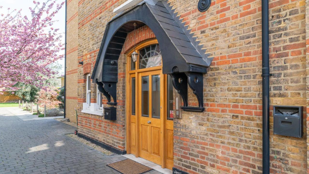 Teddington Lodge Apartment